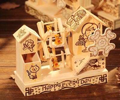 激光雕刻木制音樂(lè)盒